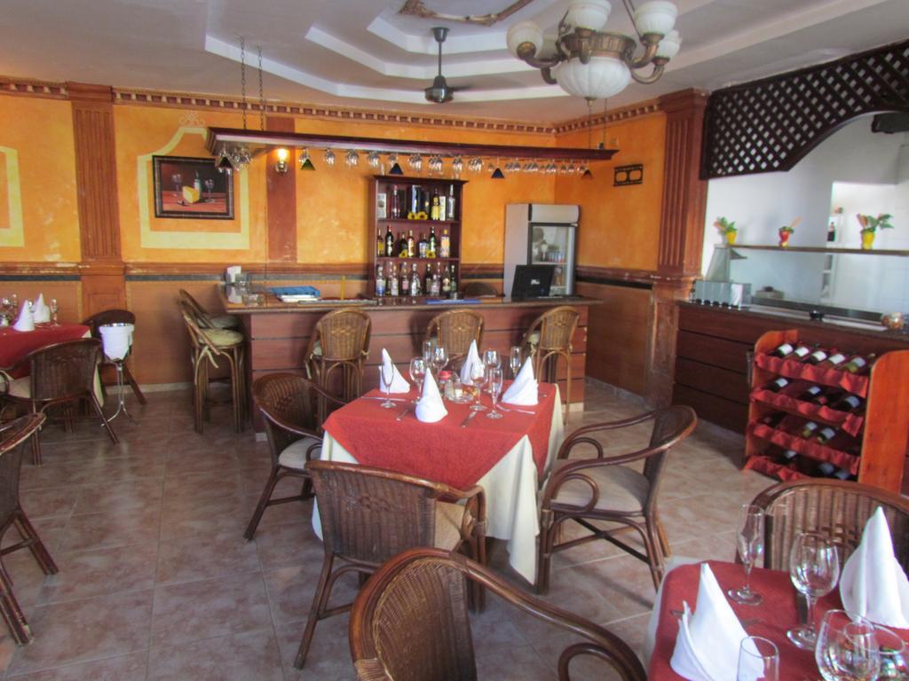 Hotel Dominicana Plus Μπάβαρο Εξωτερικό φωτογραφία