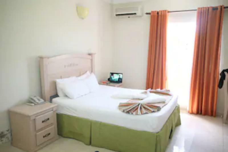 Hotel Dominicana Plus Μπάβαρο Εξωτερικό φωτογραφία