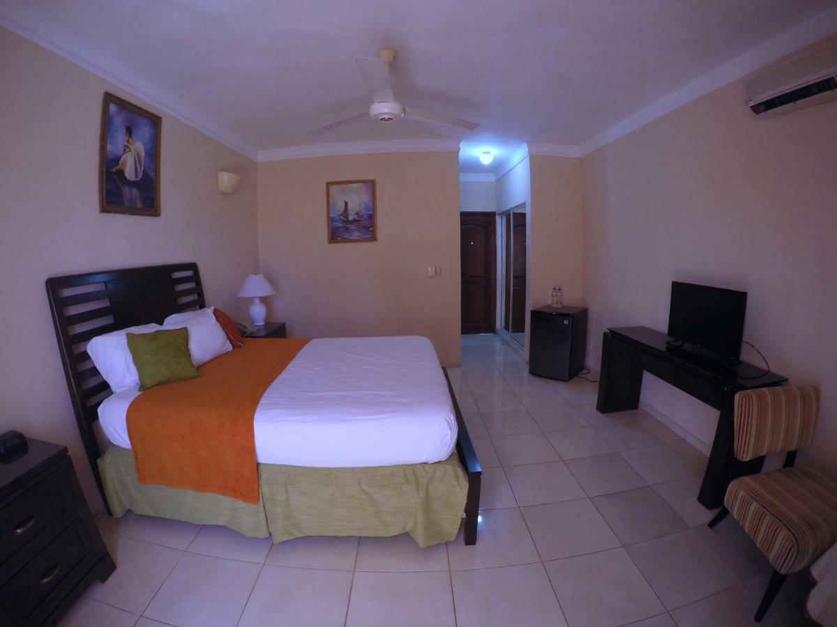 Hotel Dominicana Plus Μπάβαρο Εξωτερικό φωτογραφία
